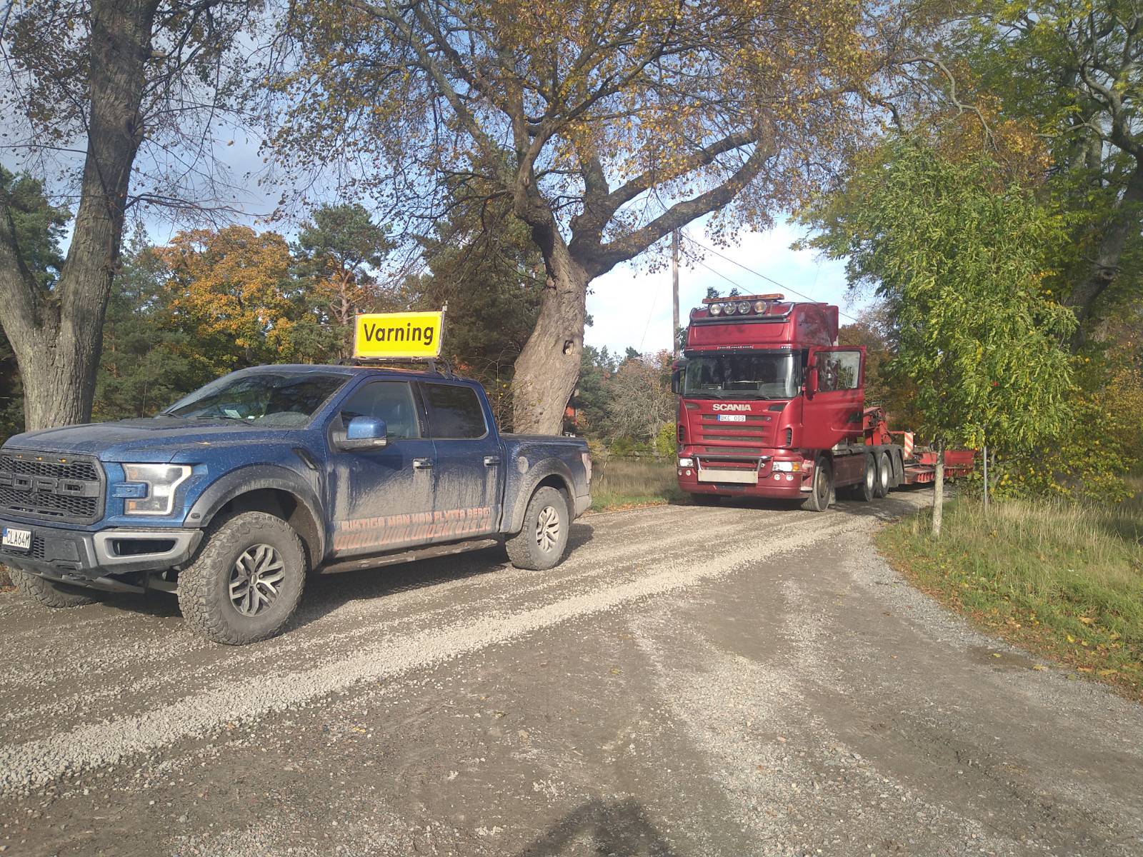 Ford Raptor & Scania-ekipage